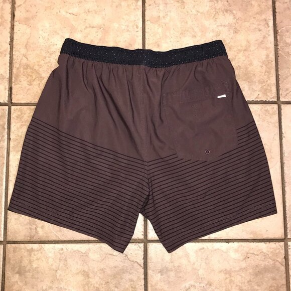 Men's Vuori Kore Mahogany Stripe Shorts 6"-with Boxer Brief Liner-Size M (VW303) - Picture 7 of 11